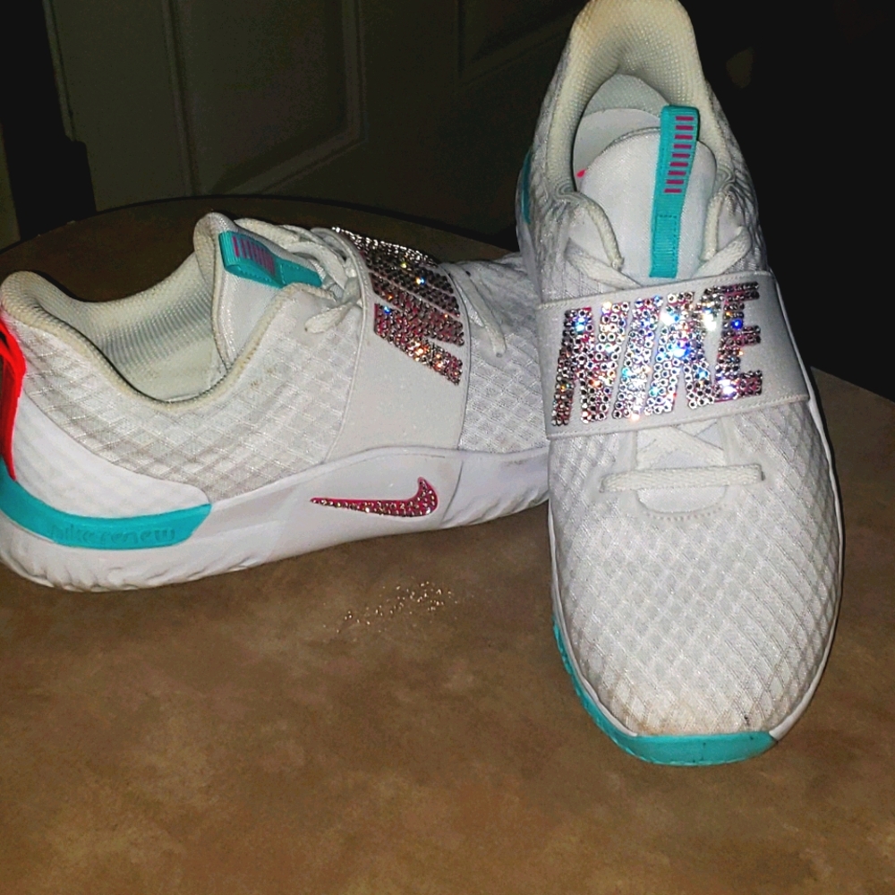 Bling nike woman's shoes wore 2 times, like new.